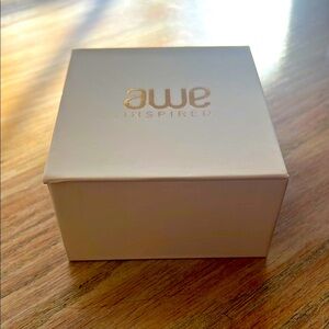 Awe Inspired Jewelry Box necklace velveteen card, mirror says “Hello, Goddess!”